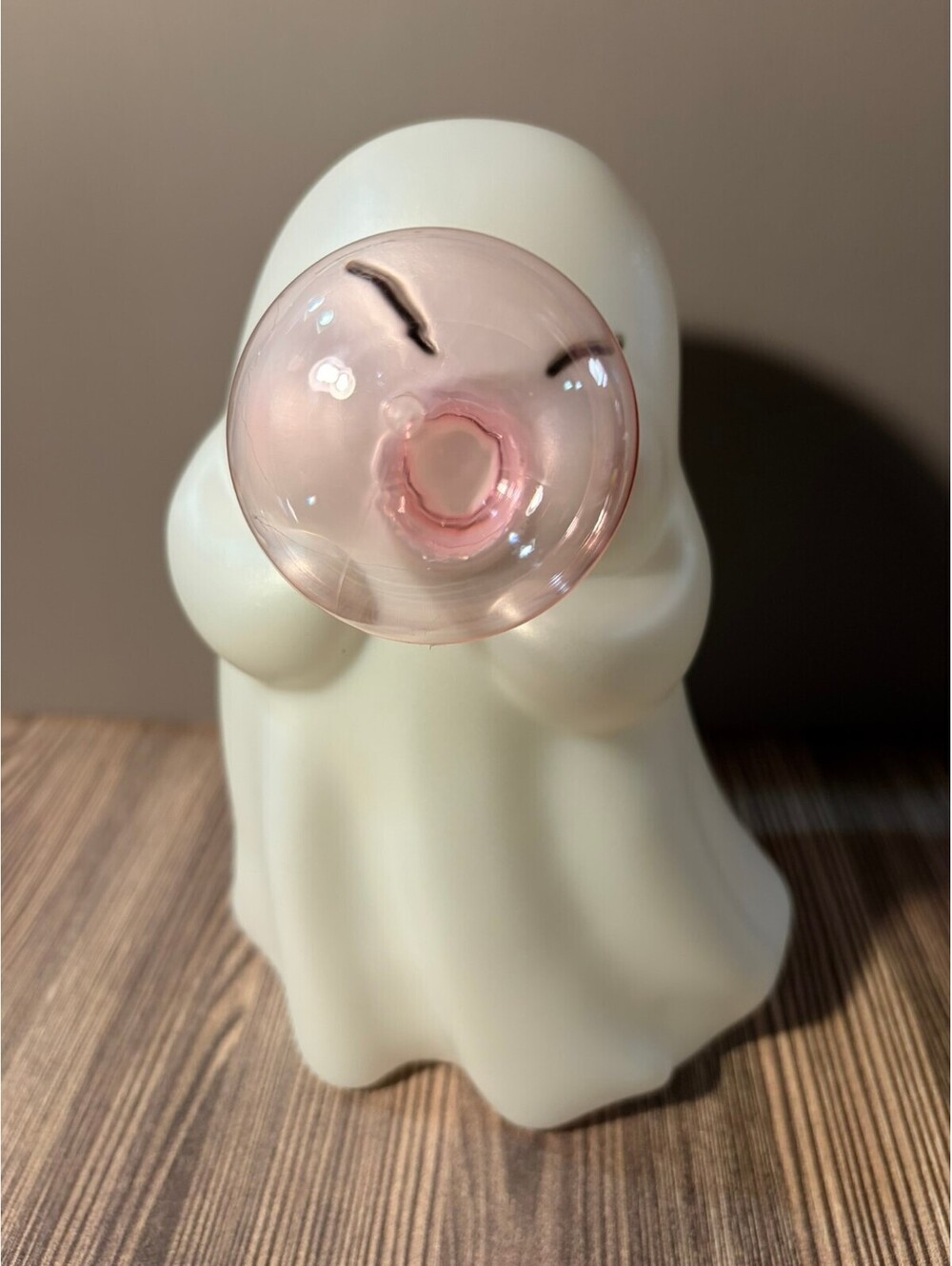 Viral Ghost Blowing Pink Bubble Halloween Decor Figurine